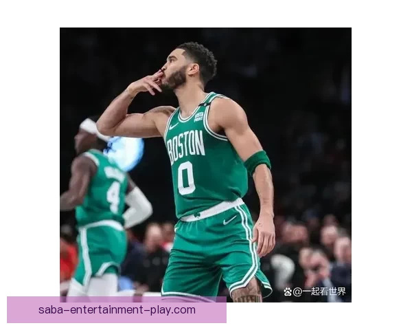 塔图姆三节23分11篮板9助攻差1助实现连场三双展现巨星实力